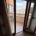 Square 9 地拉那