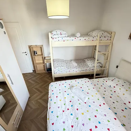 Διαμέρισμα Square 9