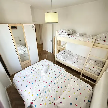 Апартаменты Square 9 Тирана