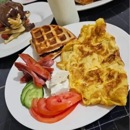 Square 9 Апартаменты *