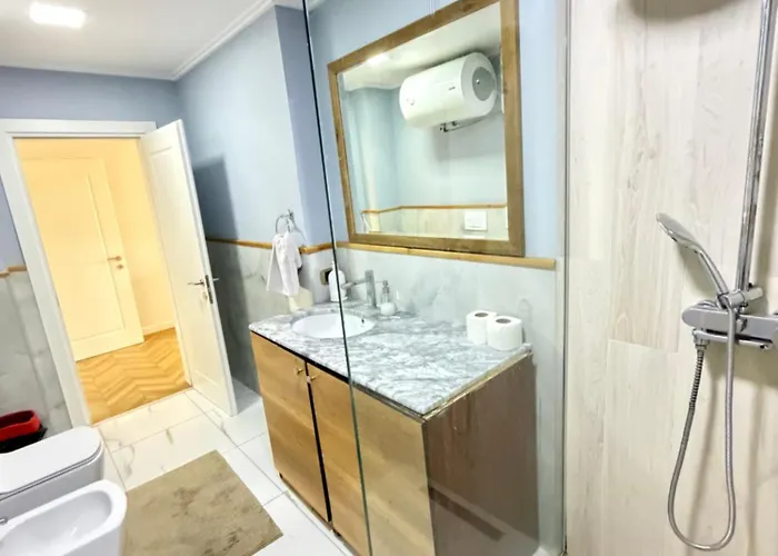 Appartement Square 9 *